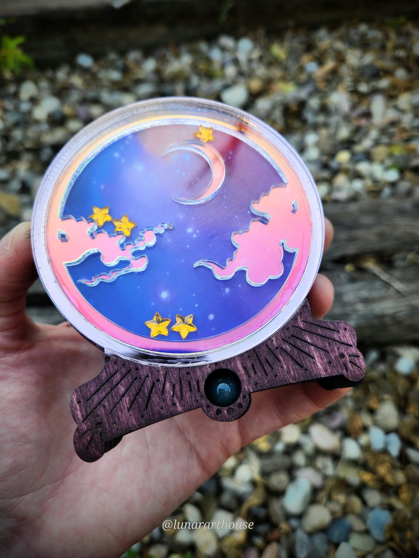 Crystal Ball Shaker Box