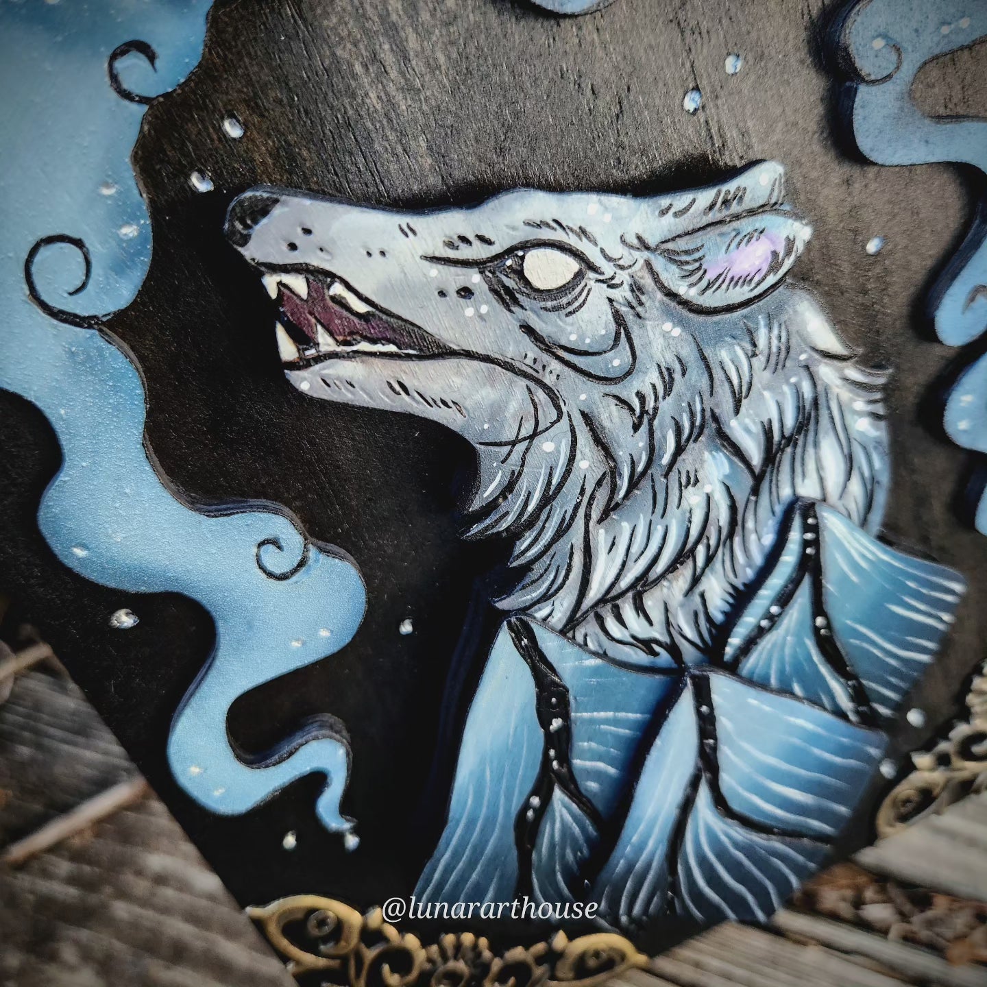 Night Wolf Hidden Key Box