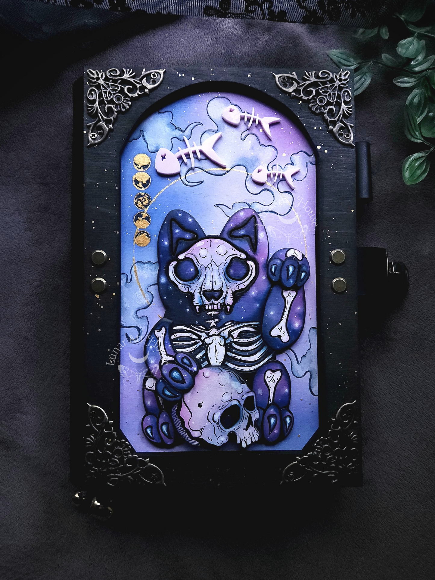 Lucky Skelly Cat Hidden Key Journal