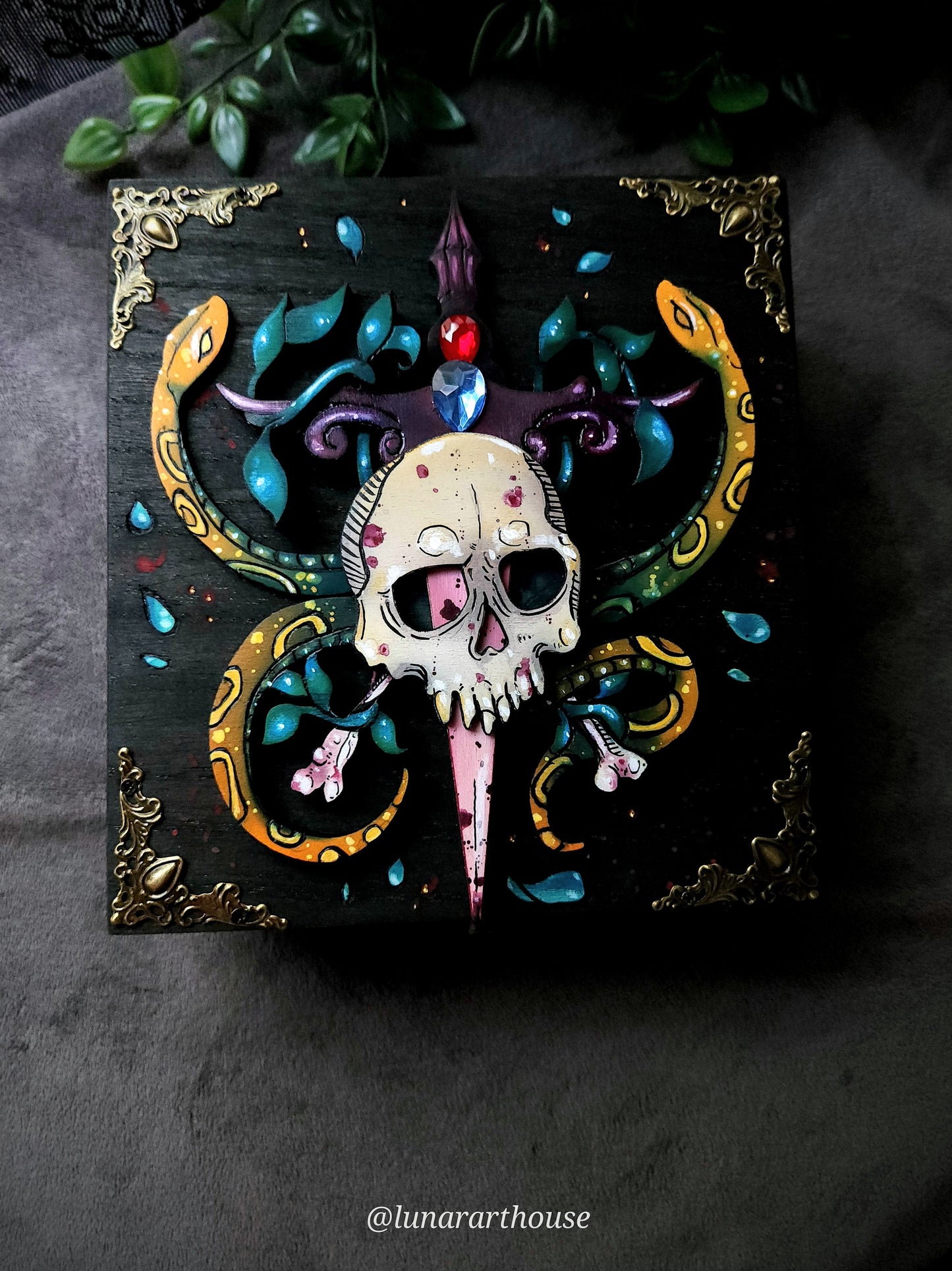 Two Snakes Hidden Key Box