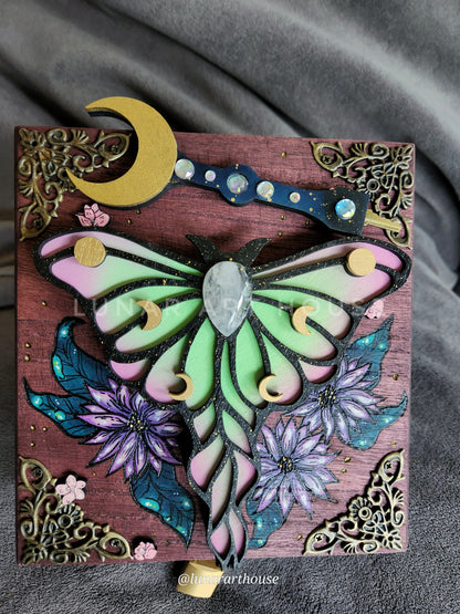 Daisy Luna Hidden Key Box