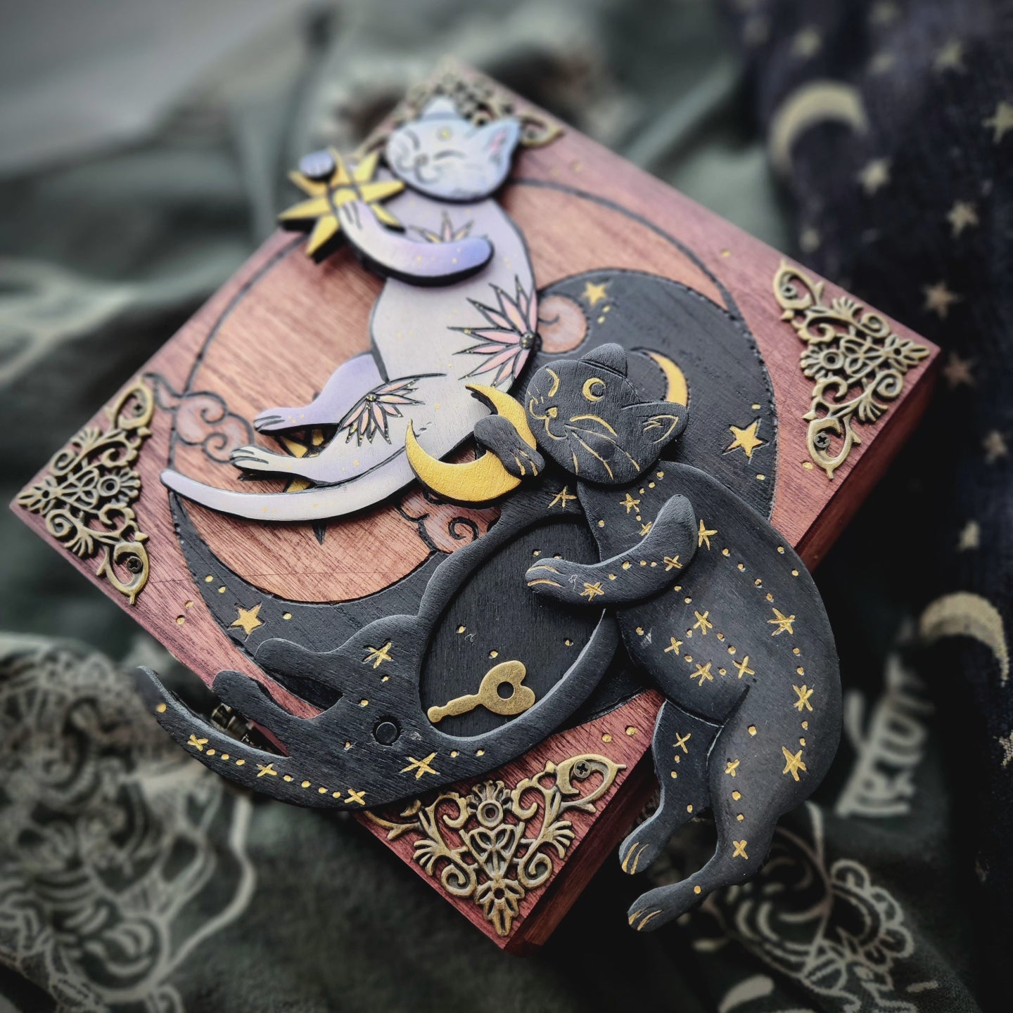 Yin Yang Cats Hidden Key Box