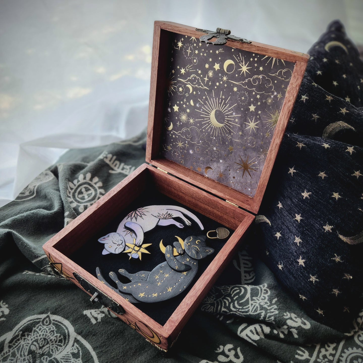 Yin Yang Cats Hidden Key Box