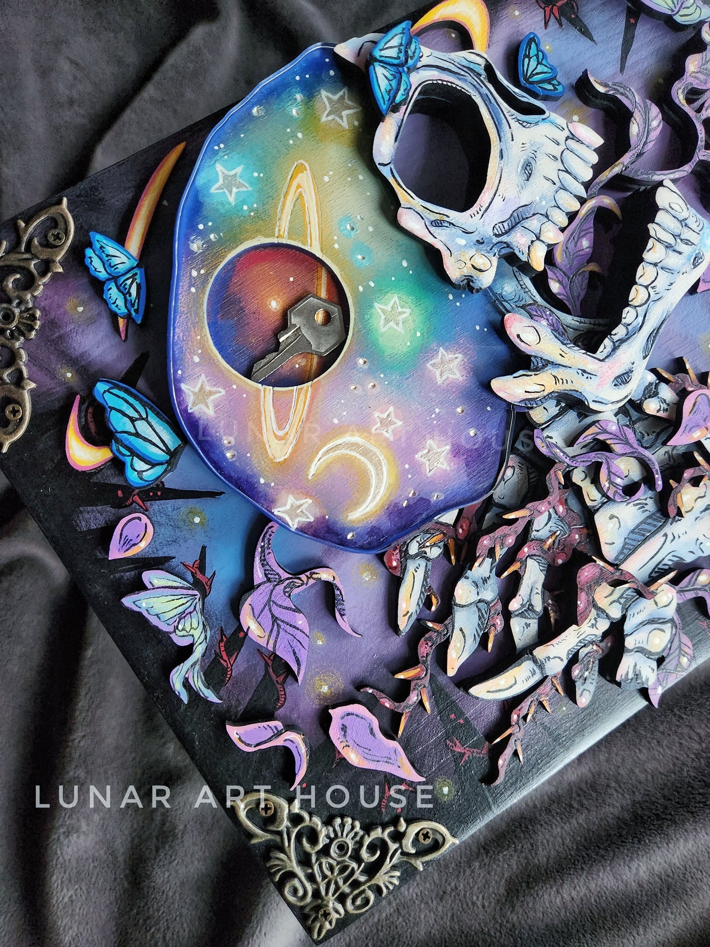 Breathing Skull Hidden Key Box™