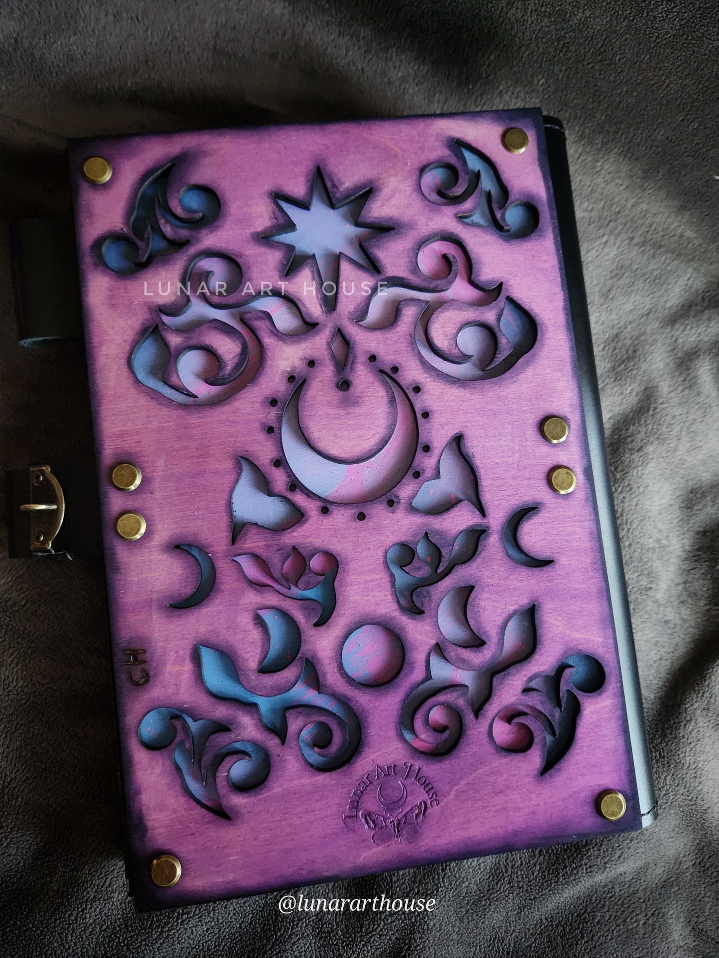 Victorian Gothic Hidden Key Journal™