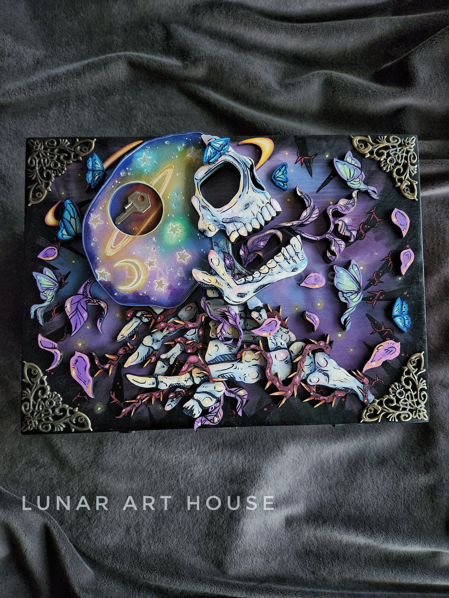 Breathing Skull Hidden Key Box™