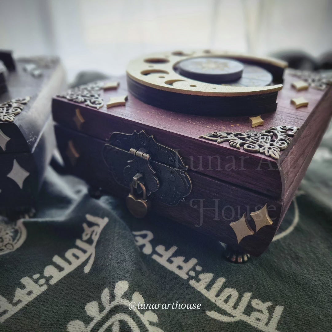 Zodiac Hidden Key Box